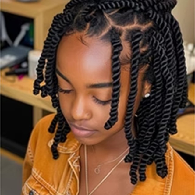Short knotless braids with beads